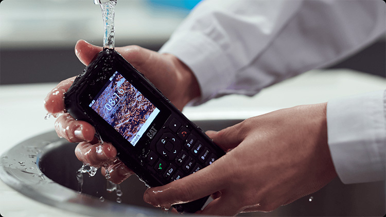 bullit-smartphone-studie-wasser
