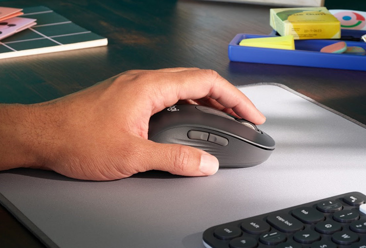 logitech-maus-m650-anwendung-links